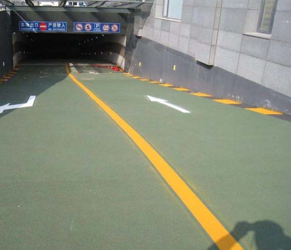 停車(chē)場(chǎng)交通設(shè)施